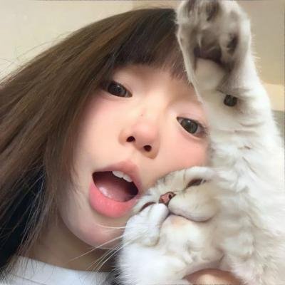 月亮中的亚马逊女人